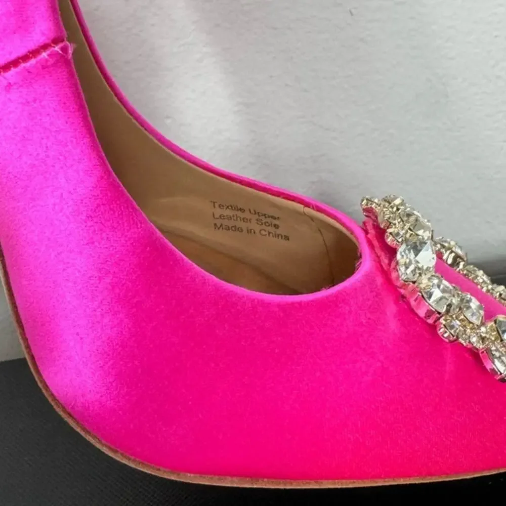 New Badgley Mischka Cher Pump in Hot Pink Satin Women's Size 6